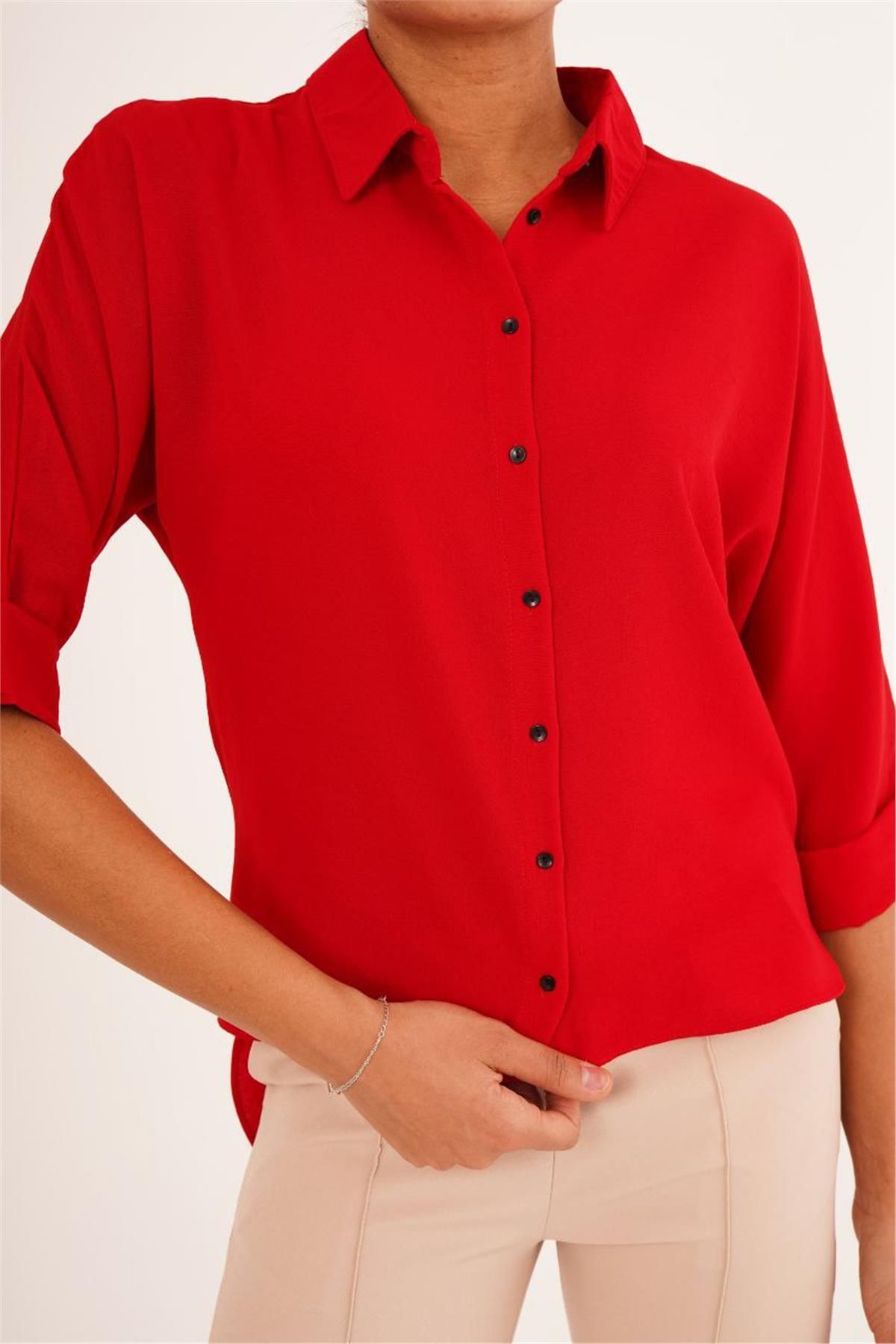 Cotton Mood 23133339 Ön Kısa Arka Uzun Düğme Detaylı Kapri Kol Gömlek Kırmızı