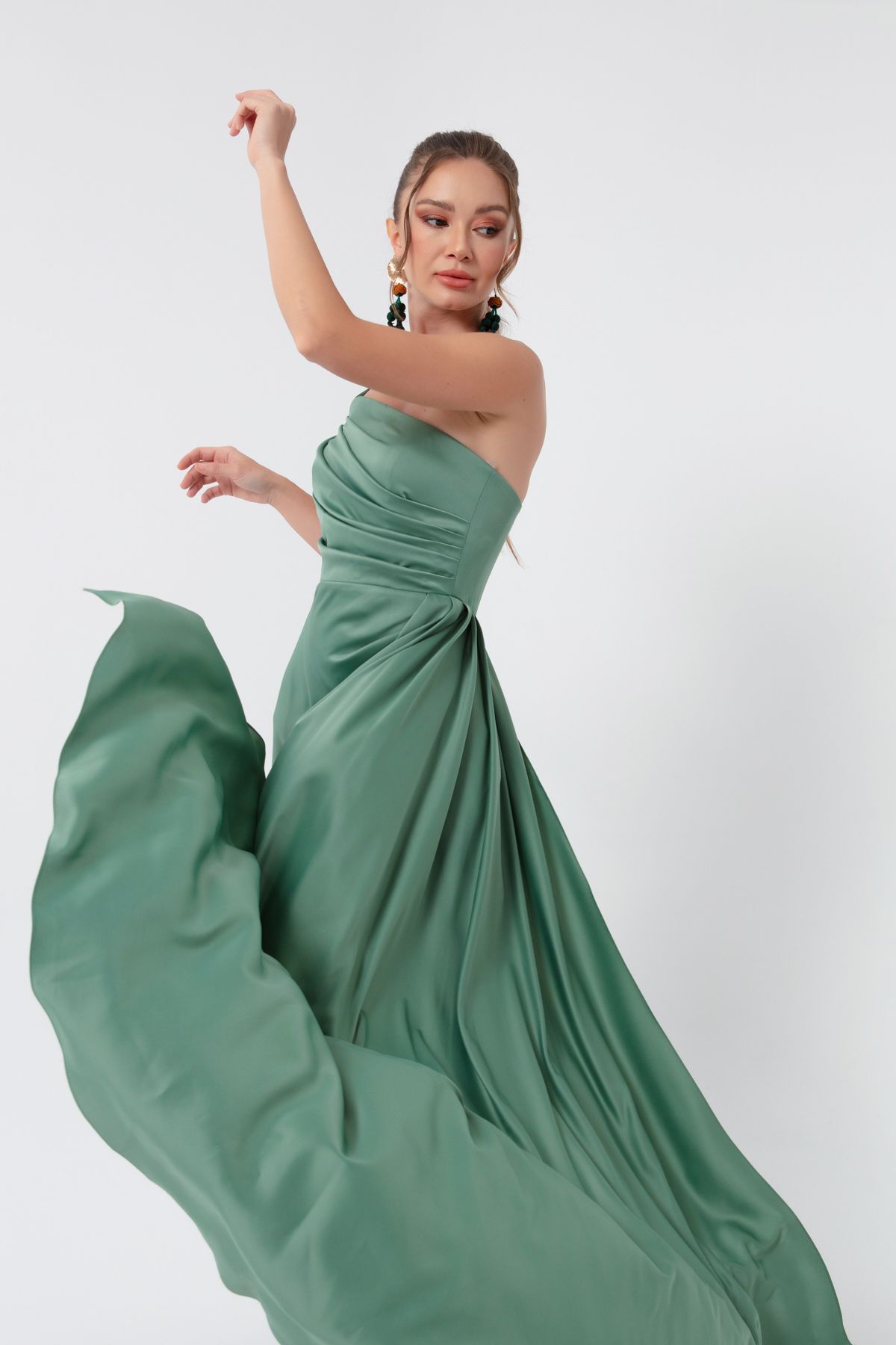 Lafaba Kadın Mint Yeşili Tek Omuzlu Saten Abiye & Mezuniyet Elbisesi