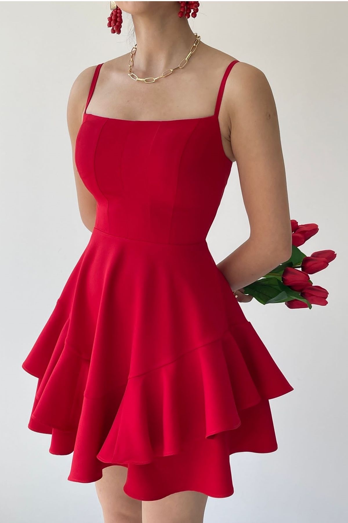 vuvutasarım Pamuklu Atlas Kumaş Ince Askılı Eteği Kat Detay Kırmızı Mini Abiye Elbise 102