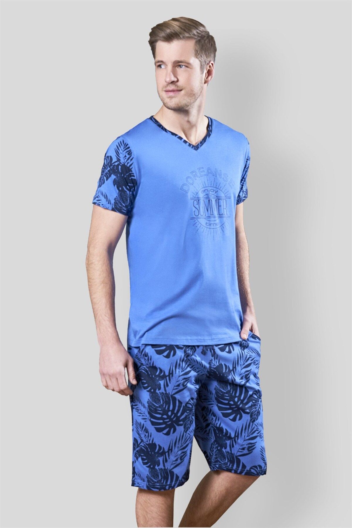 Doreanse Erkek Lacivert Yaprak Desenli V Yaka %100 Pamuklu Basklı Şort T-shirt Pijama Takımı 4552