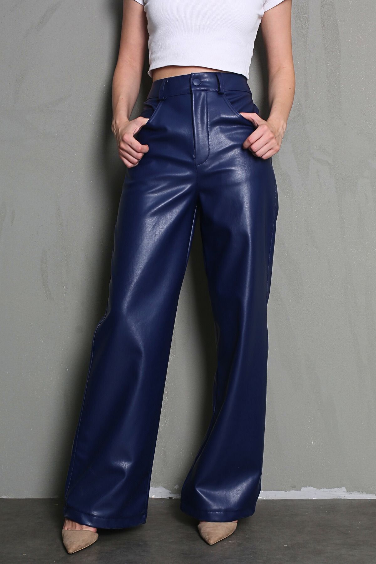 Madmext Lacivert Deri Basic Kadın Pantolon MG1316