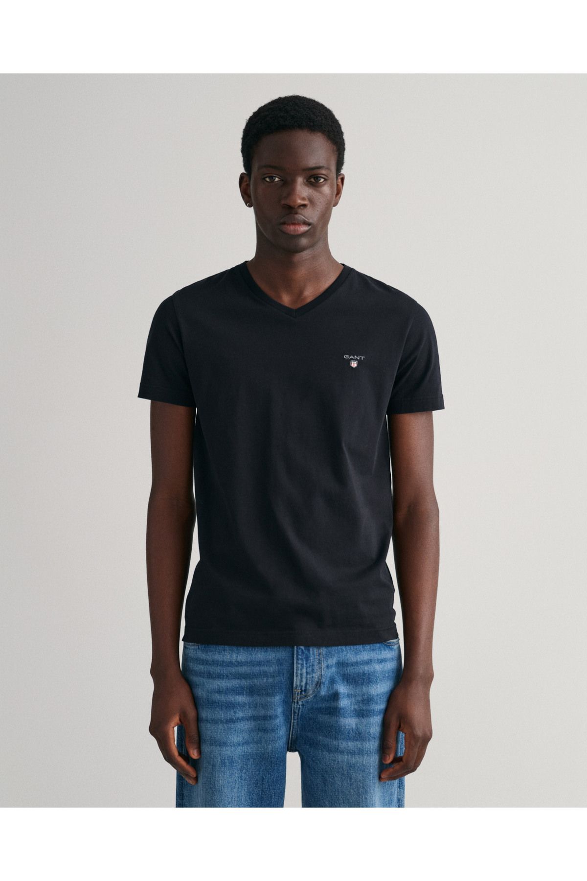 Gant Erkek Siyah Slim Fit V Yaka T-shirt