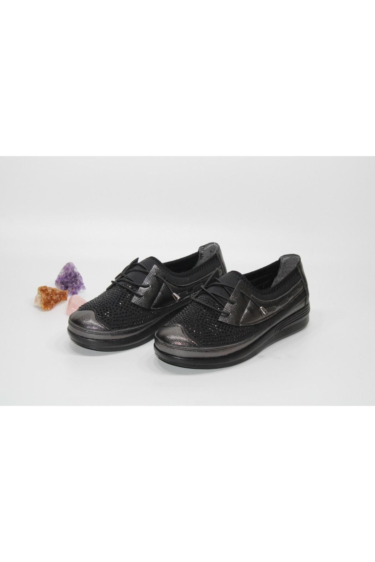 Barbour Kadın Siyah Günlük Taşlı Streç Lastik Bağcık Desenli Bağsız Yürüyüş Ayakkabısı