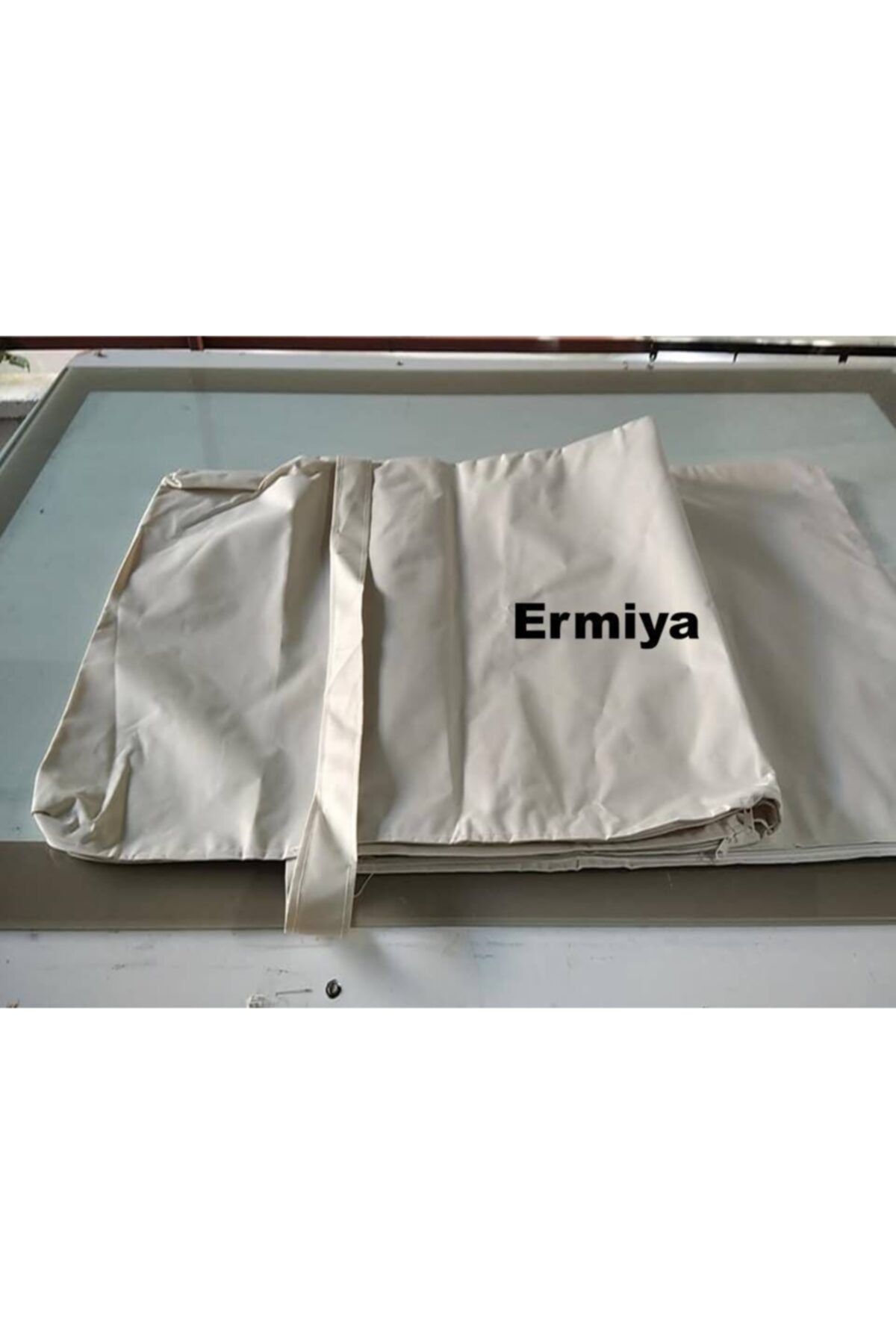 Dogant Ermiya Şezlong Minderi Kılıfı Krem Fermuarlı Polyester Impertex Kumaş Süngersiz
