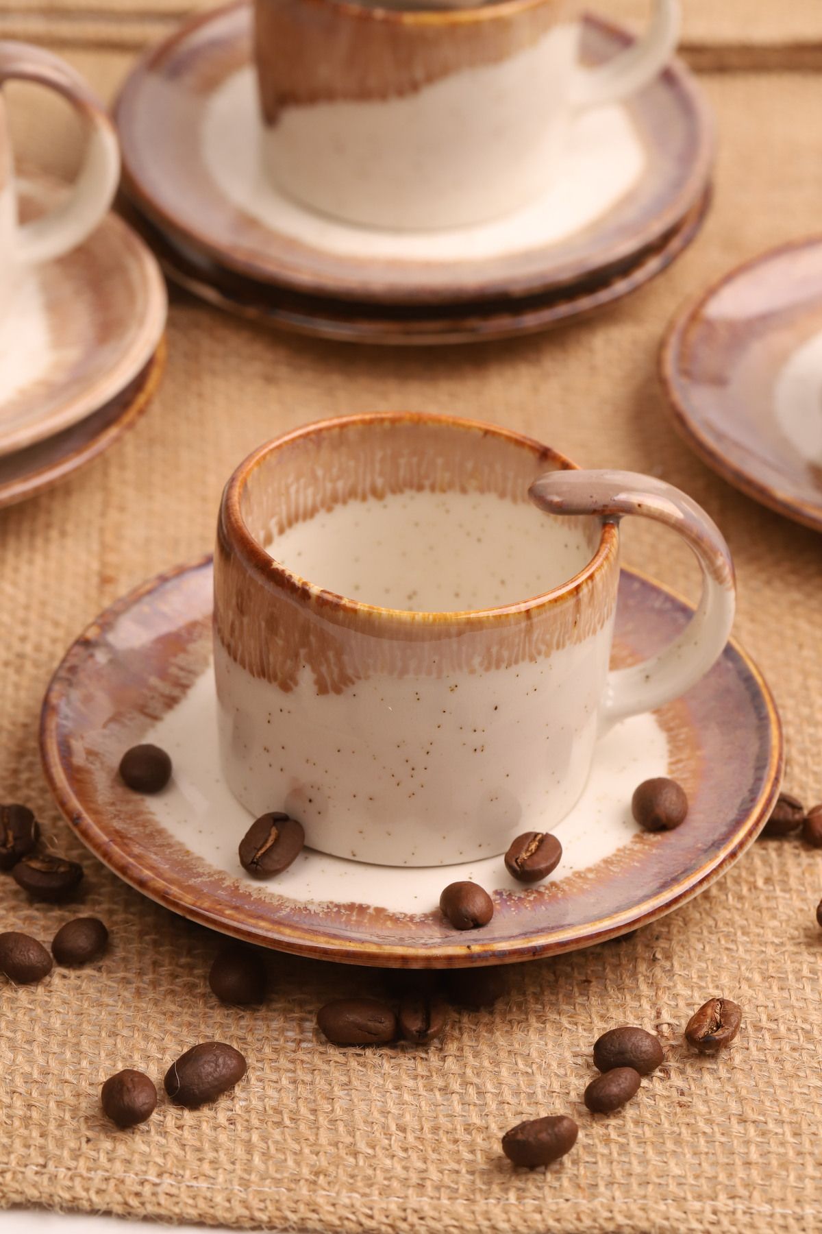 Atbyhome 6 Kişilik Porselen Kristal Kahve Fincan Takımı Kahverengi