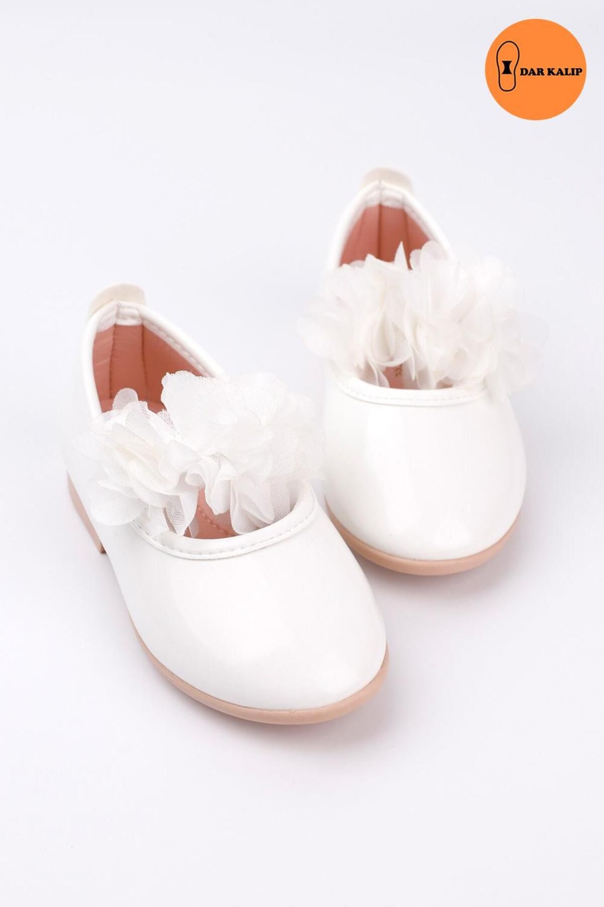 Le Mabelle Beyaz Tül Çiçekli Kız Çocuk Ayakkabı