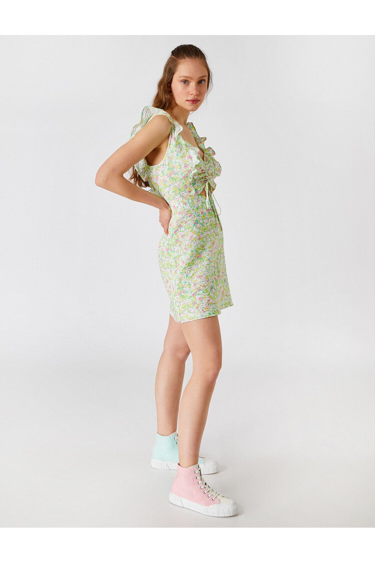 Koton Çiçekli Mini Elbise Kolsuz Fırfırlı Büzgülü