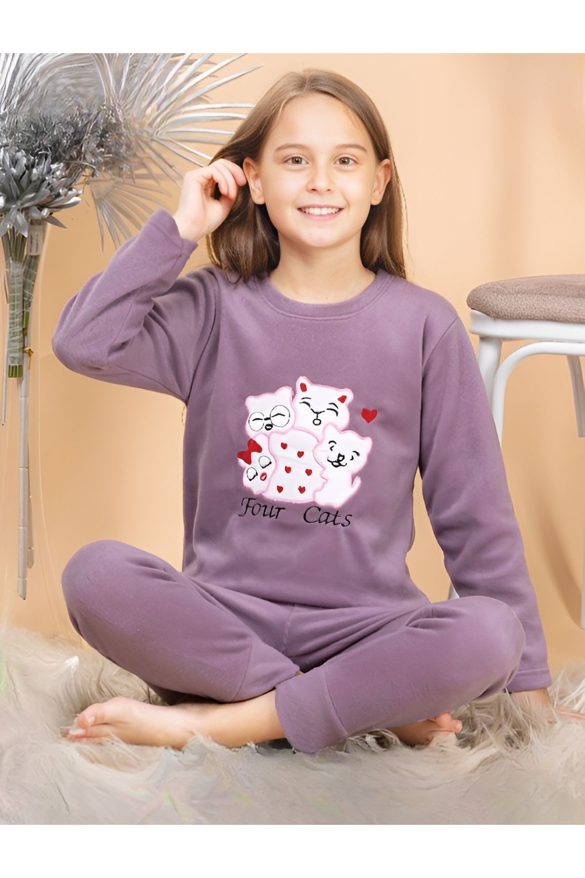 Pyjama Familya Kız Çocuk Figürlü Polar Pijama Takımı