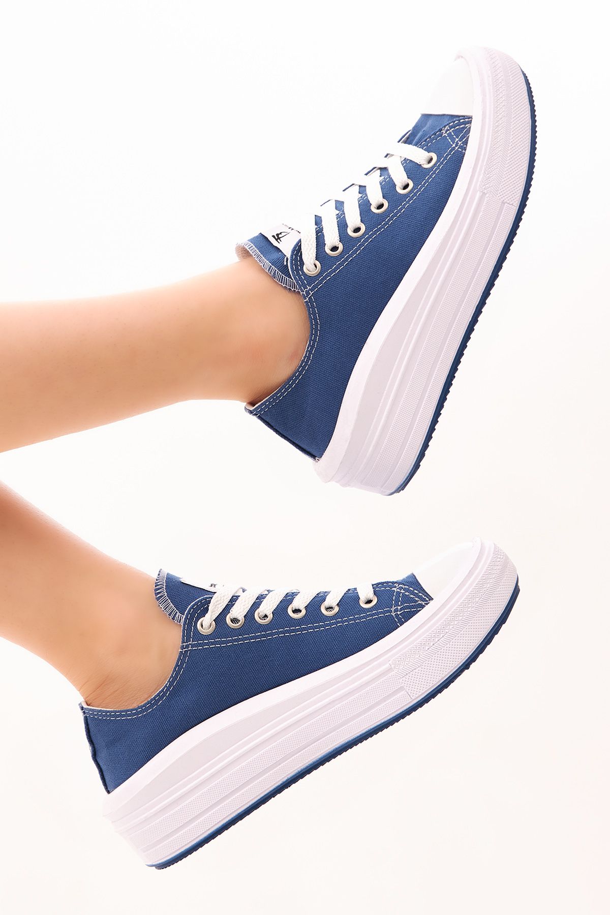 Tonny Black Women\'s Navy Blue Casual Mold Thick Bottom Sports Shoes