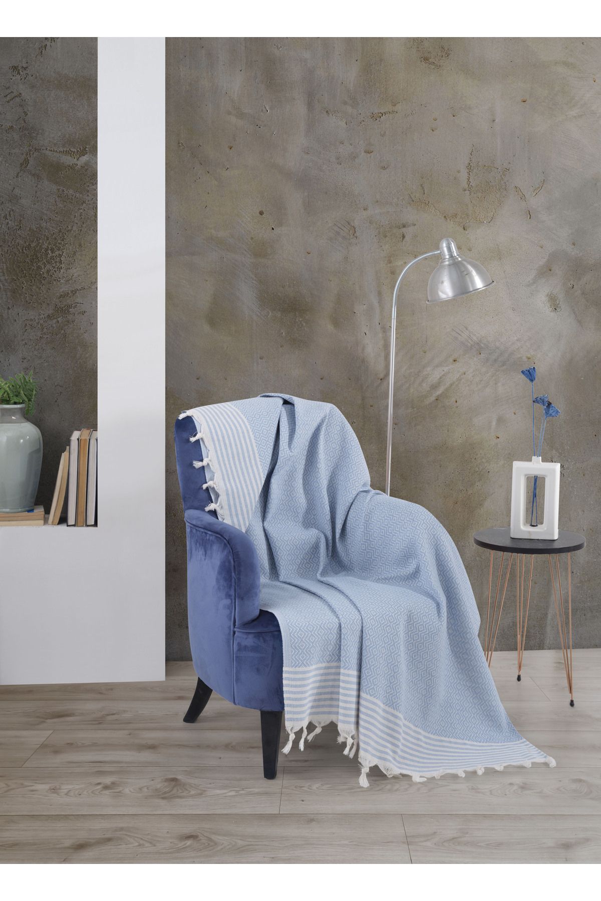 Lux Touch Bergama Bebek Mavi Tekli Koltuk Berjer Örtüsü 150 x 180 cm Kanepe Divan Çekyat Örtüsü Püsküllü