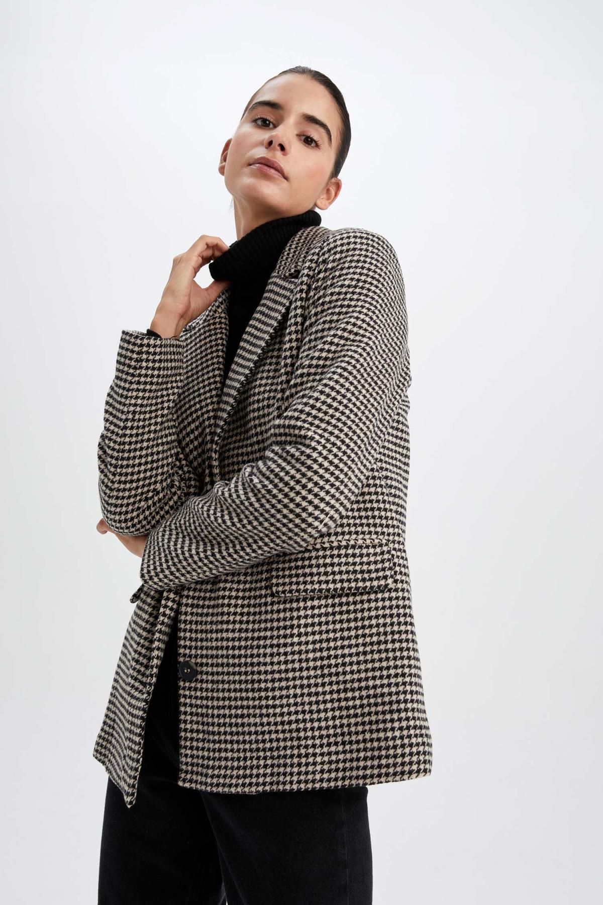 Defacto Regular Fit Yün Görünümlü Blazer