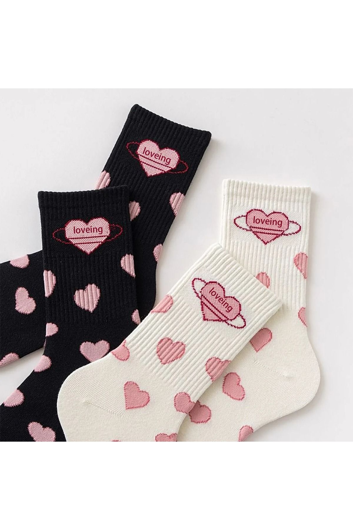 çorapmanya 4 Çift Dikişsiz Kadın Çok Renkli Aşk / Kalp Desenli Kolej Çorap