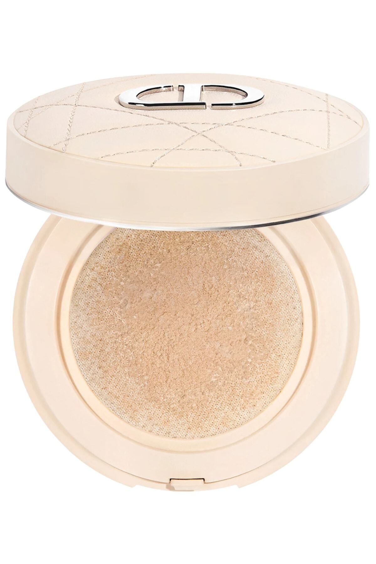Dior Mat ve Doğal Olarak Canlı Ciltler İçin 020 Light Forever Loose Cushion Powder Pudra