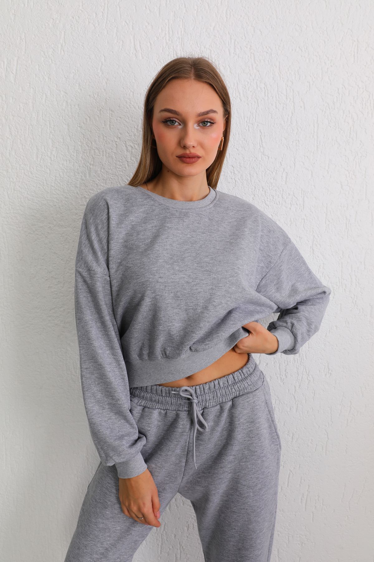 BİKELİFE Kadın Gri Oversize Crop Sweatshirt