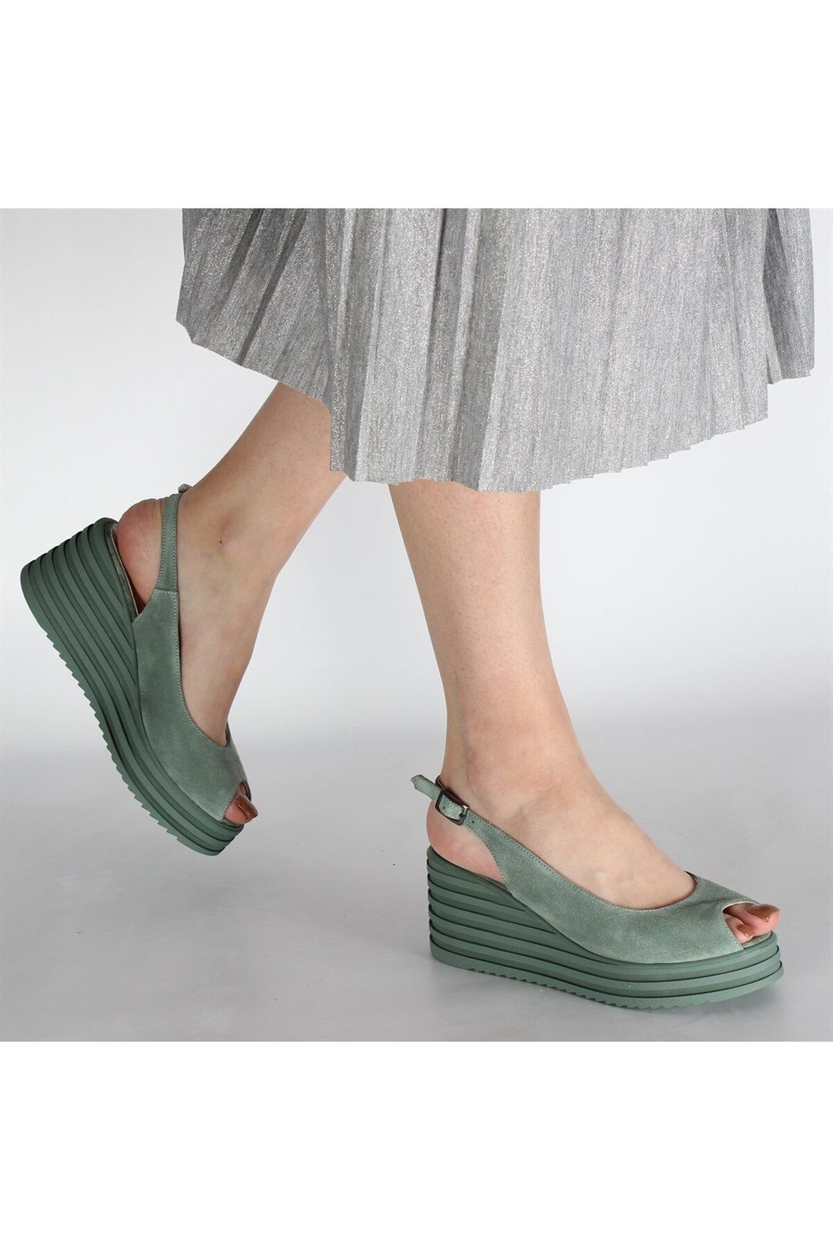 Celal Gültekin Yeşil Kadın Süet Sandalet 537 20200-17534
