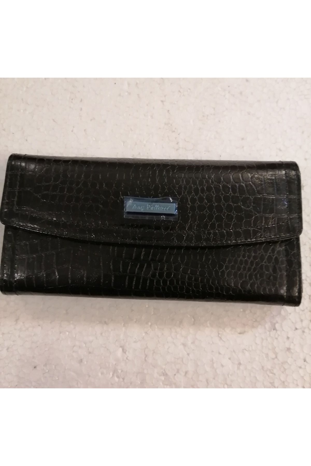 Tony Bellucci Kadın hakiki deri siyah kroko baskı 3 geniş 1 fermuarlı 1 gizli 10 kart gözlü çıtçıtlı cüzdan