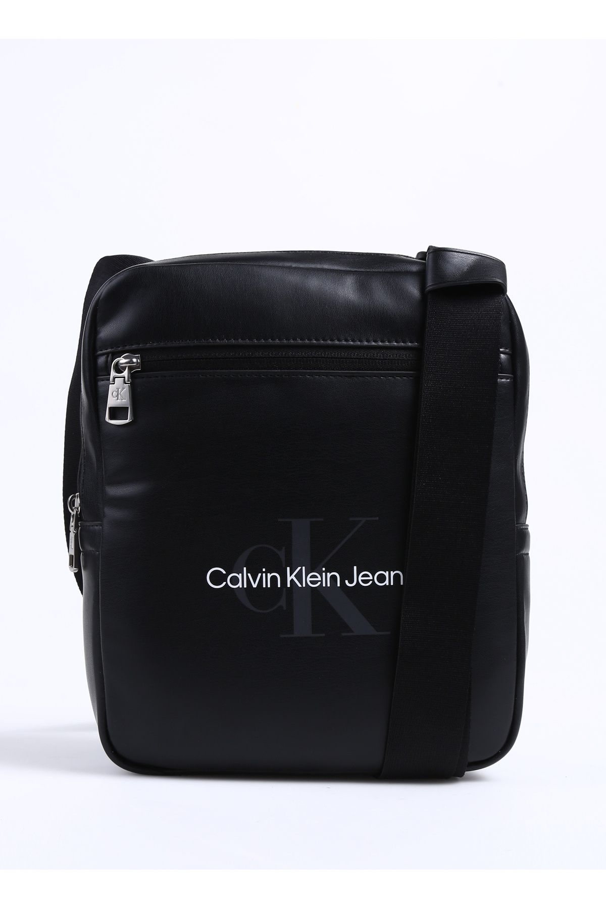 Calvin Klein Siyah Erkek Postacı Çantası MONOGRAM SOFT REPORTER22