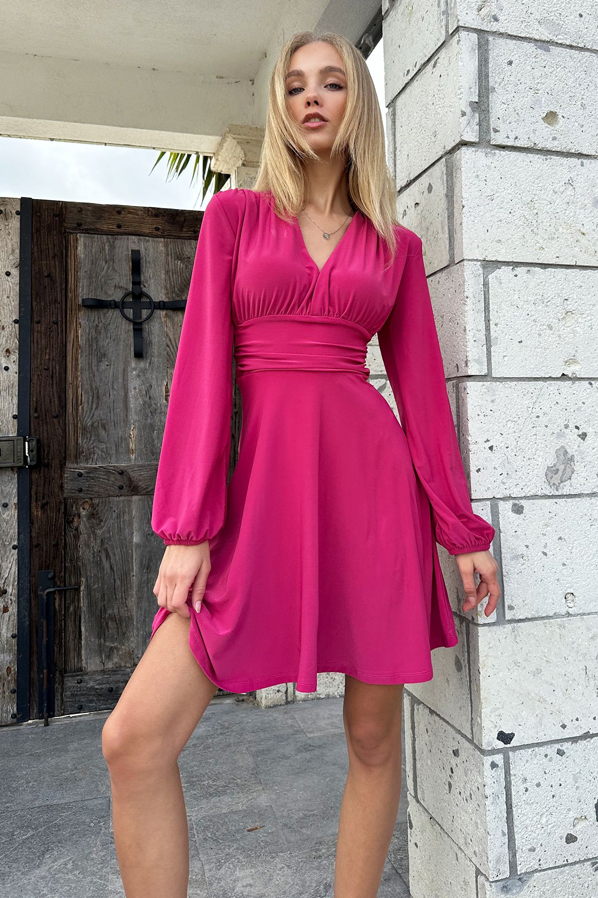 Trend Alaçatı Stili Kadın Violet Derin V Yaka Kloş Sandy Elbise ALC-X9420