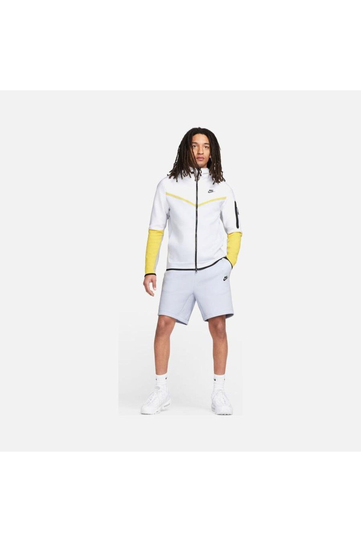 Nike Sportswear Tech Fleece Erkek Yumuşak Şort
