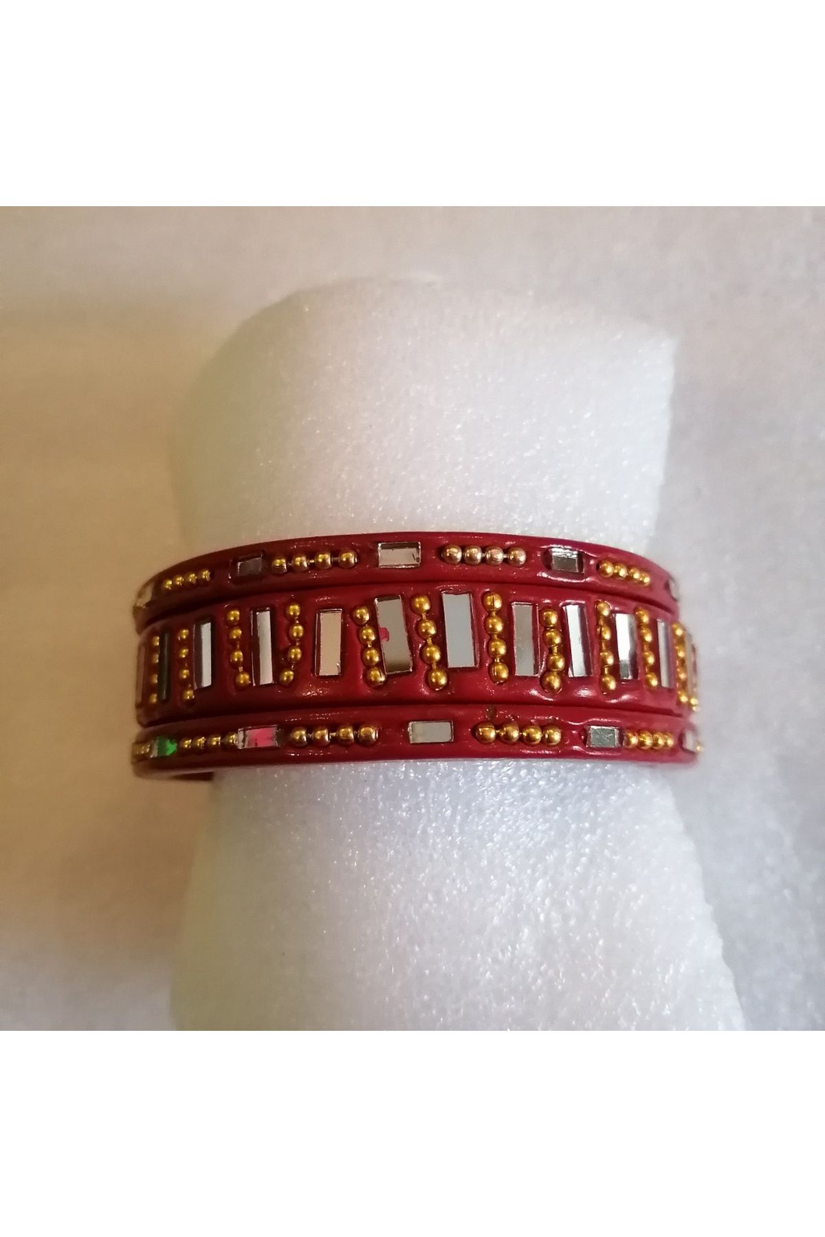 Butik Tülin Kadın otantik el yapımı seramik kırmızı altın minik boncuklu kesme aynalı 3'lü set bilezik Hint Malı