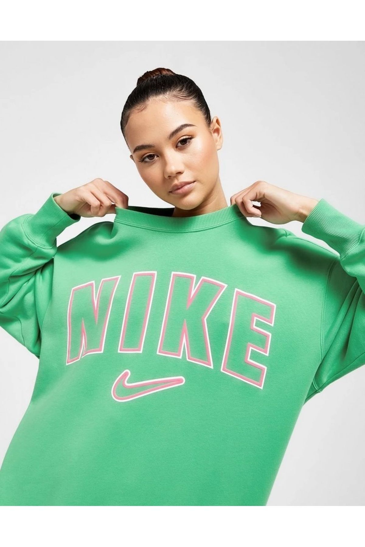 Nike Phoenix Fleece Varsity Crew sweatshirt