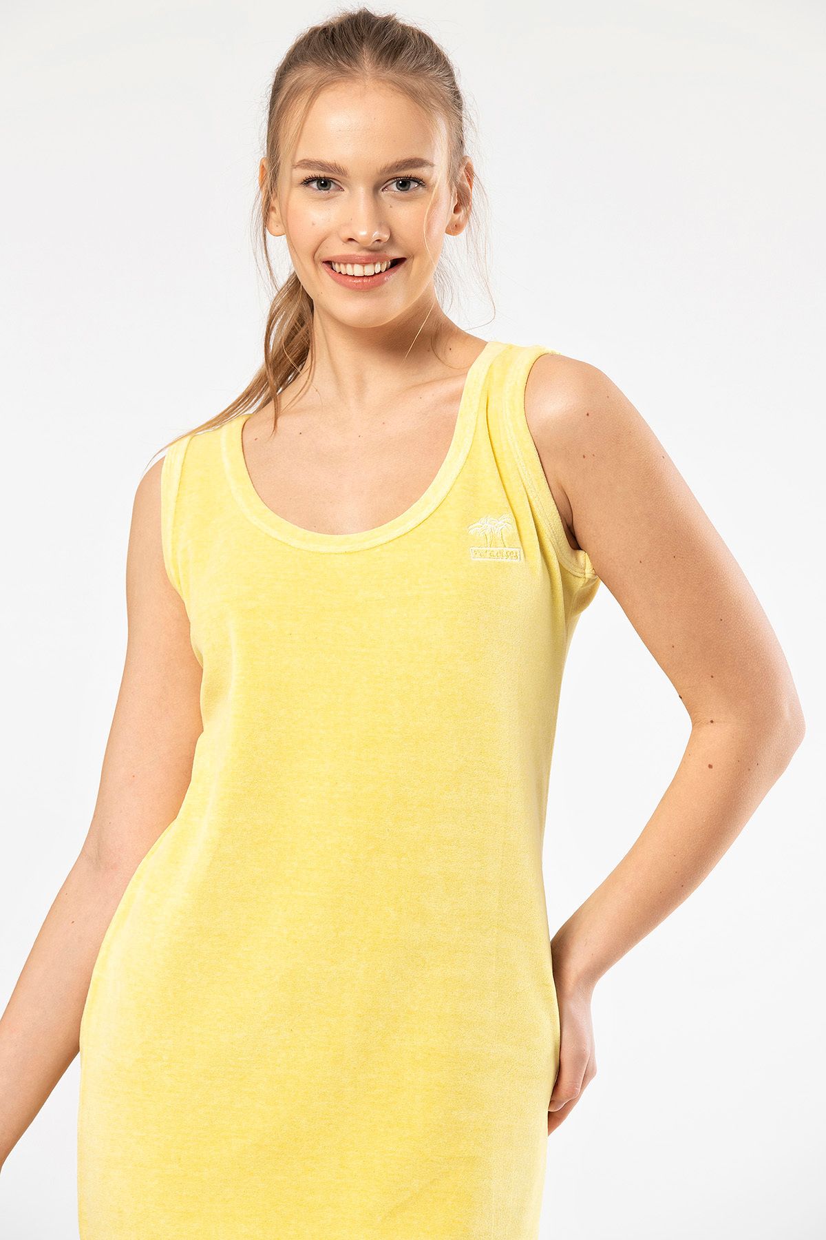 Türen 620 Sarı Kadın Rahat Askılı Elbise Gecelik