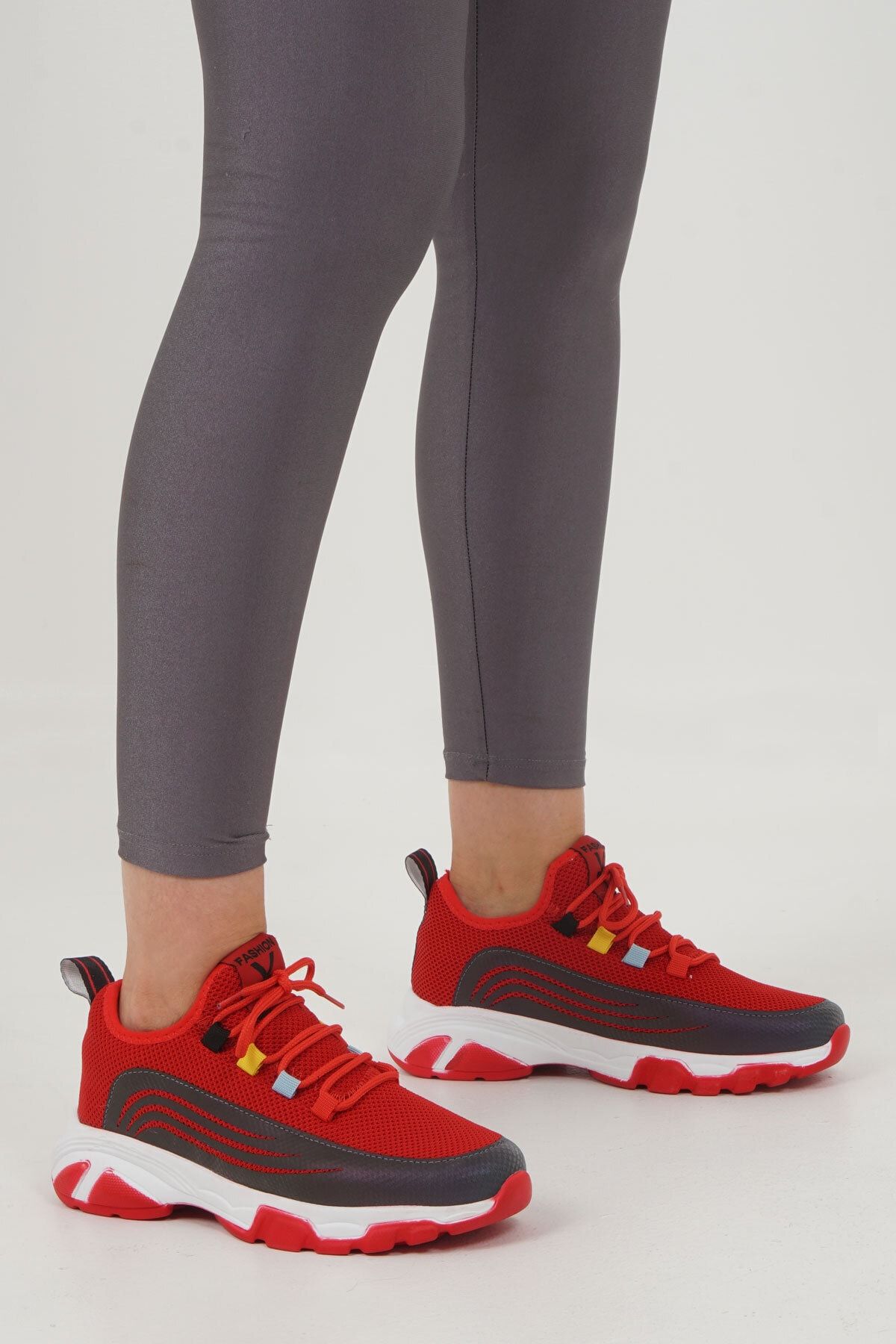 Marjin Kadın Sneaker Dolgu Topuk Spor Ayakkabı Cevas kırmızı