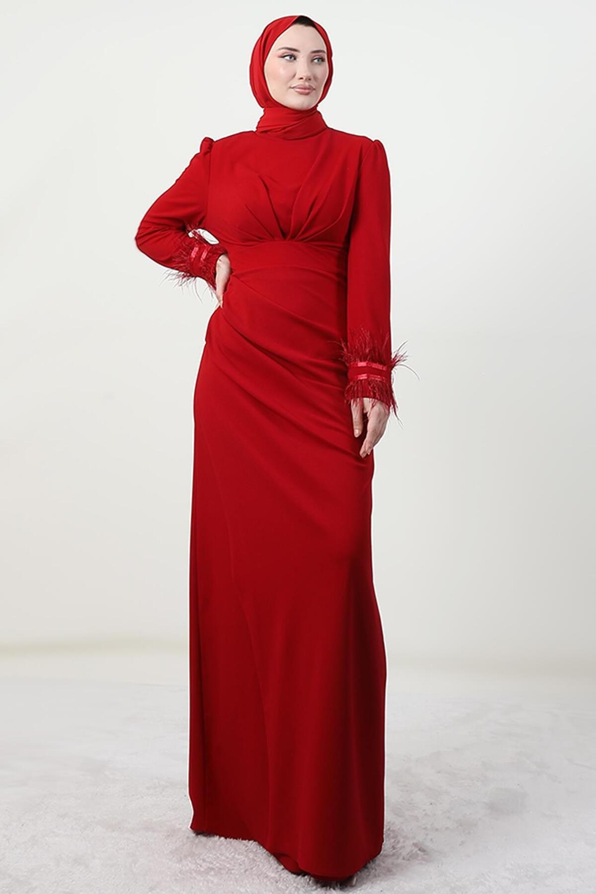 Giza Giyim Yanı Pileli Kuyruklu Elbise Koyu Kırmızı