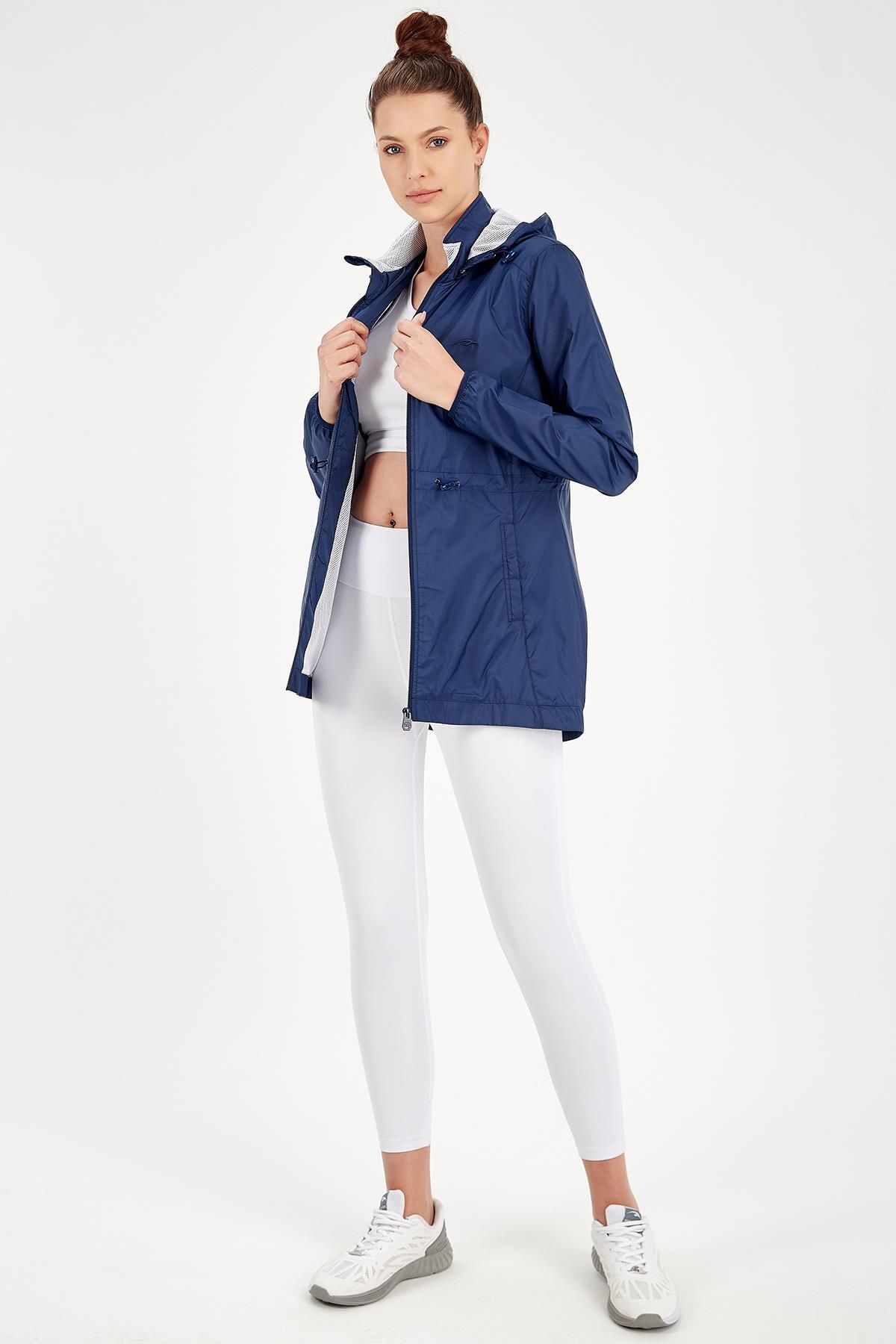 MARATON Sportswear Slimfit Kadın Kapşonlu Uzun Kol Outdoor Yağmurluk 16972
