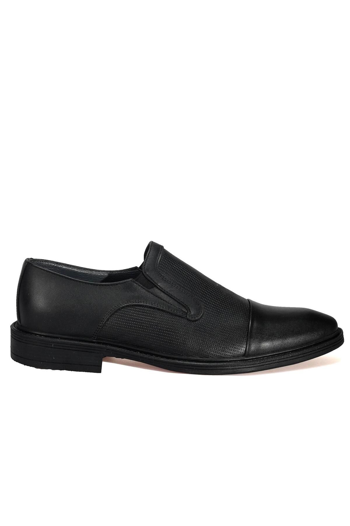 AREGA Bağcıksız Kroklu Siyah Klasik Erkek Deri Ayakkabı