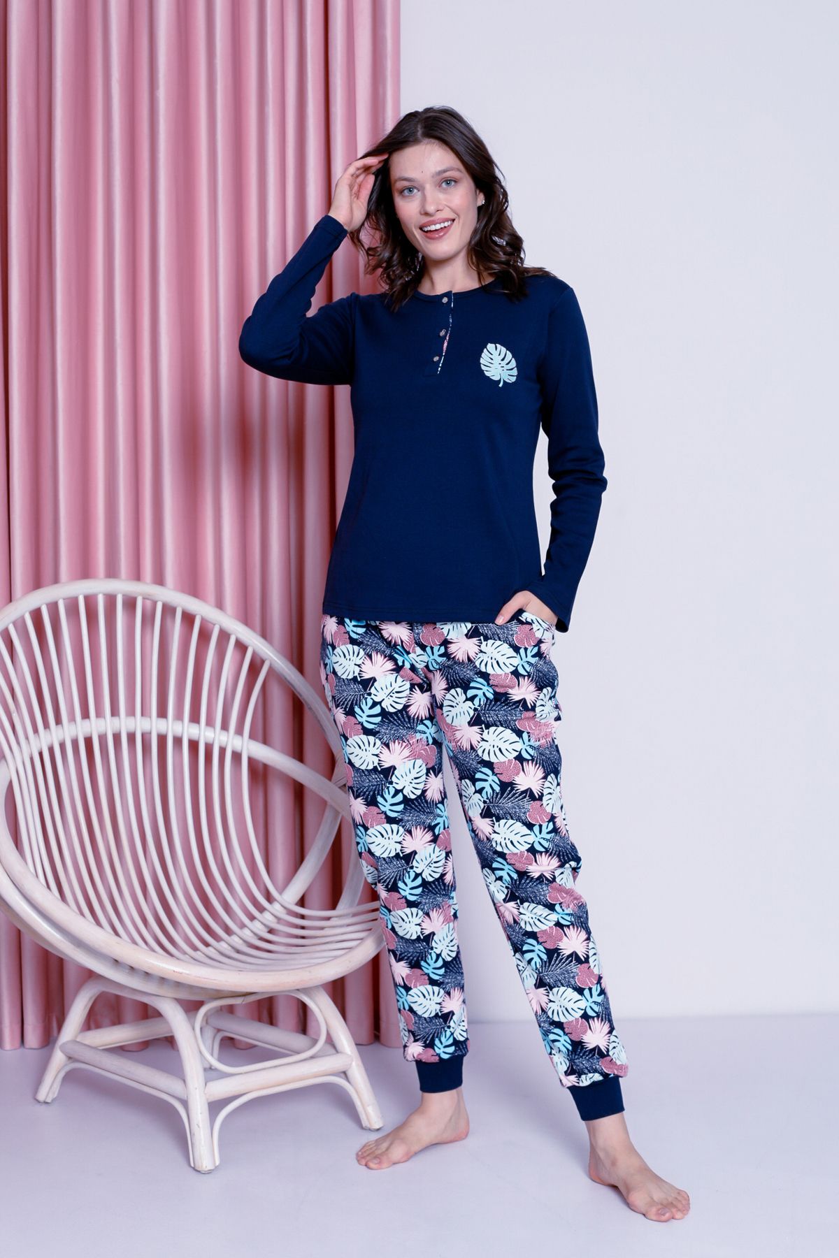 AHENGİM Woman Kadın Pijama Takımı Genç Yaprak Basklı Paça Ribanalı Pamuklu Mevsimlik W20482255