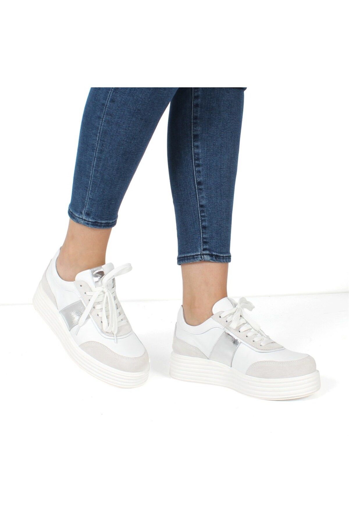 Celal Gültekin Beyaz Deri Ayakkabı Kadın Sneaker 115 20604-16522