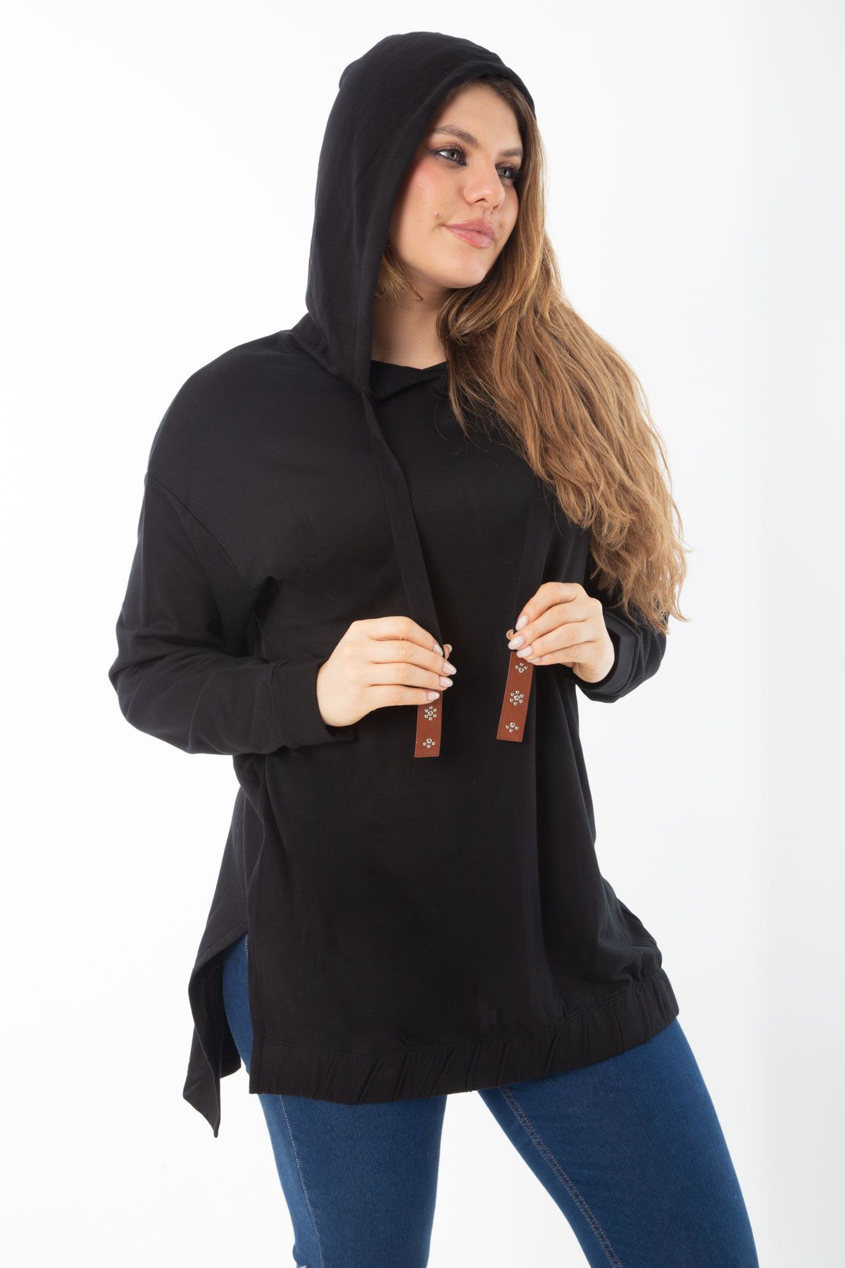 Şans Kadın Büyük Beden Siyah Arkası Uzun Yan Yırtmaçlı Kapşonlu Sweatshirt 65N37310