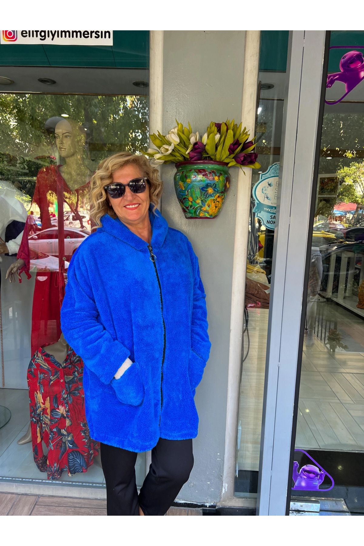 Elif Butik Kadın Mavi Peluş Kapüşonlu Cepli Büyük Beden Mont Fermuarlı Ceket