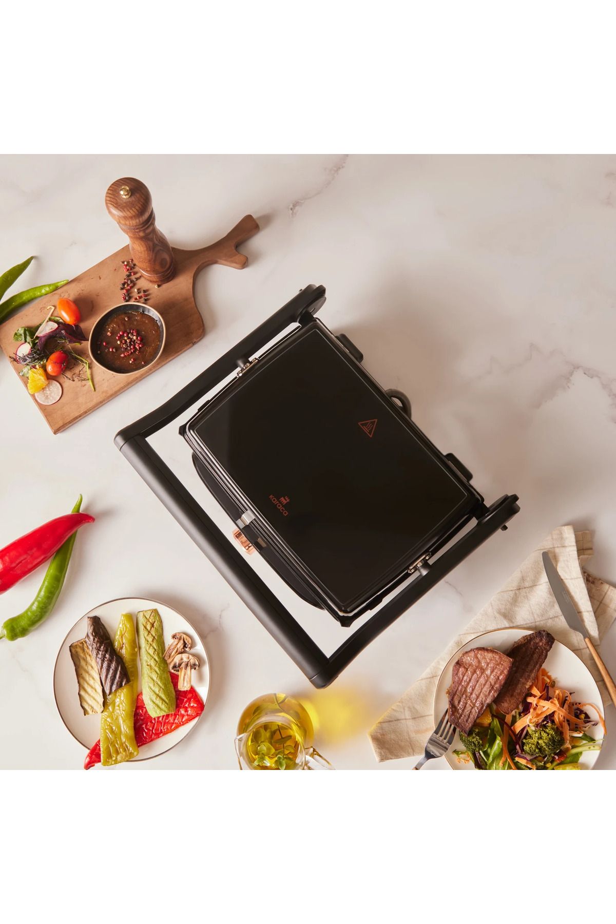 Karaca Premium Gastro Grill Döküm Plaka Yanmaz Yapışmaz , Cam Üst Yüzey Tost Makinesi Black 2400W