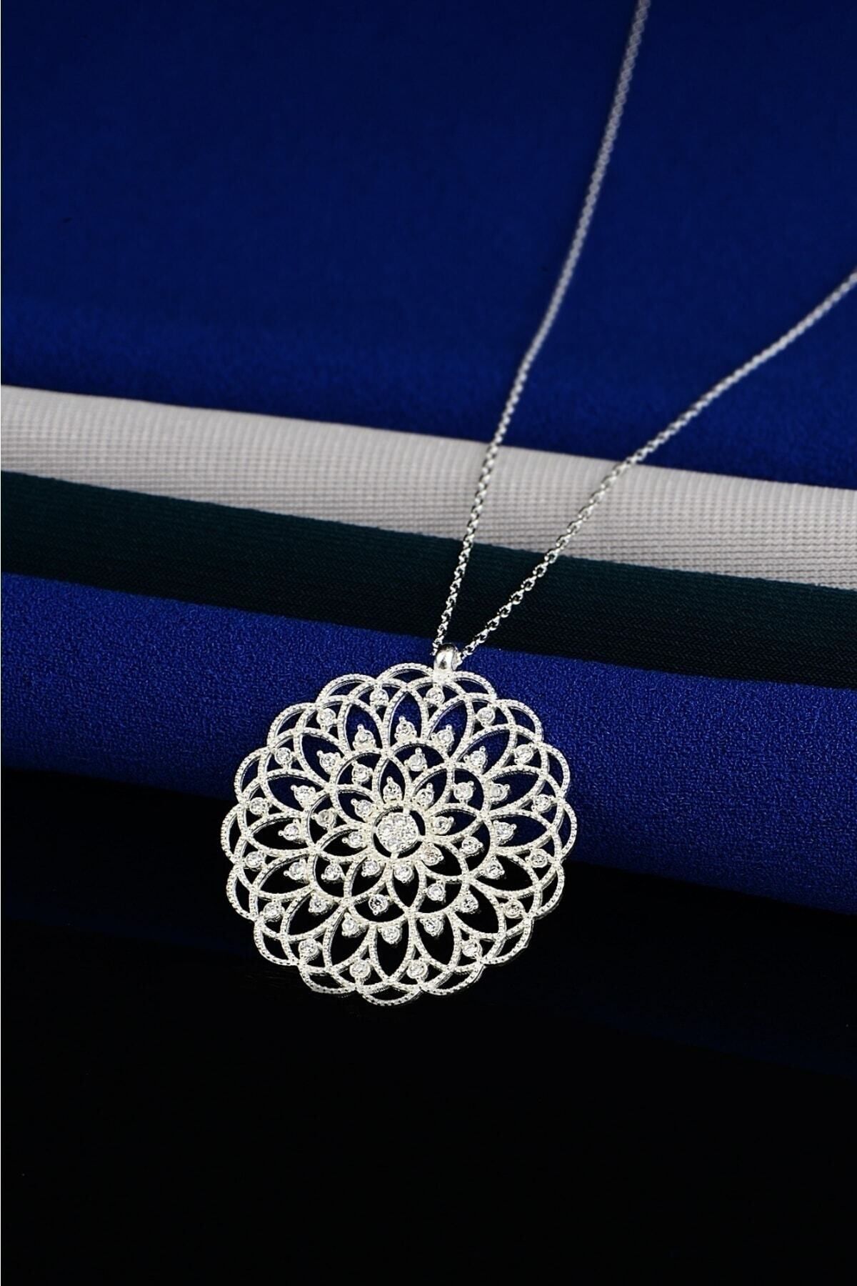 KAR DİAMOND 925 Ayar Gümüş Zincirli Zirkon Taşlı Yaşam Çiçeği Kolye - Sertifikalı