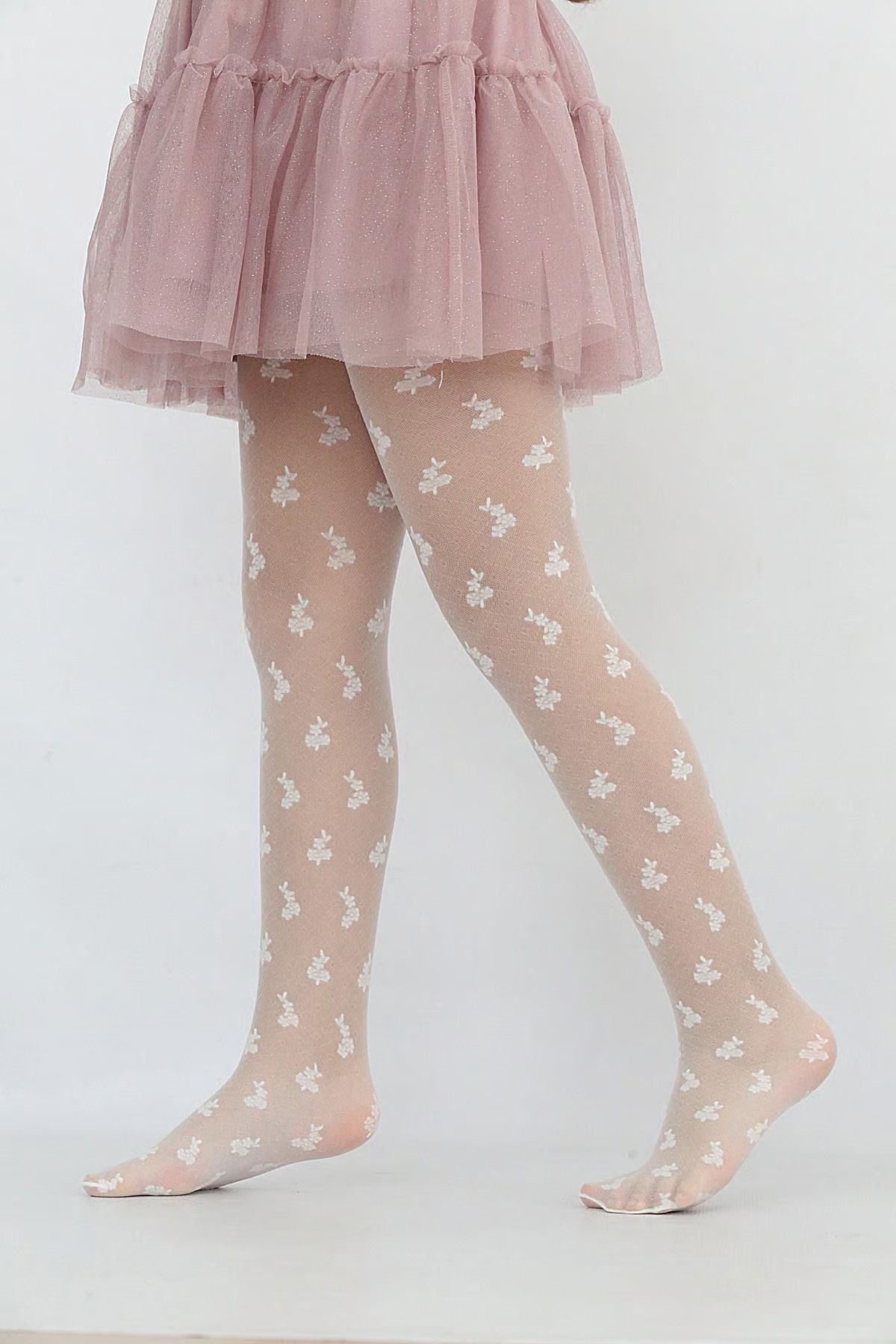 Daymod Kız Çocuk Damla Beyaz Desenli İnce Külotlu Çorap