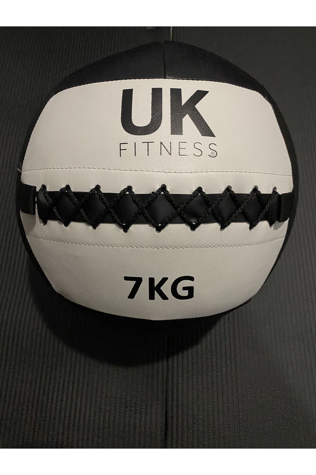 UK FİTNESS Uk Fitness Crossfit Gym Deri Sağlık Topu 7 Kg Pro.