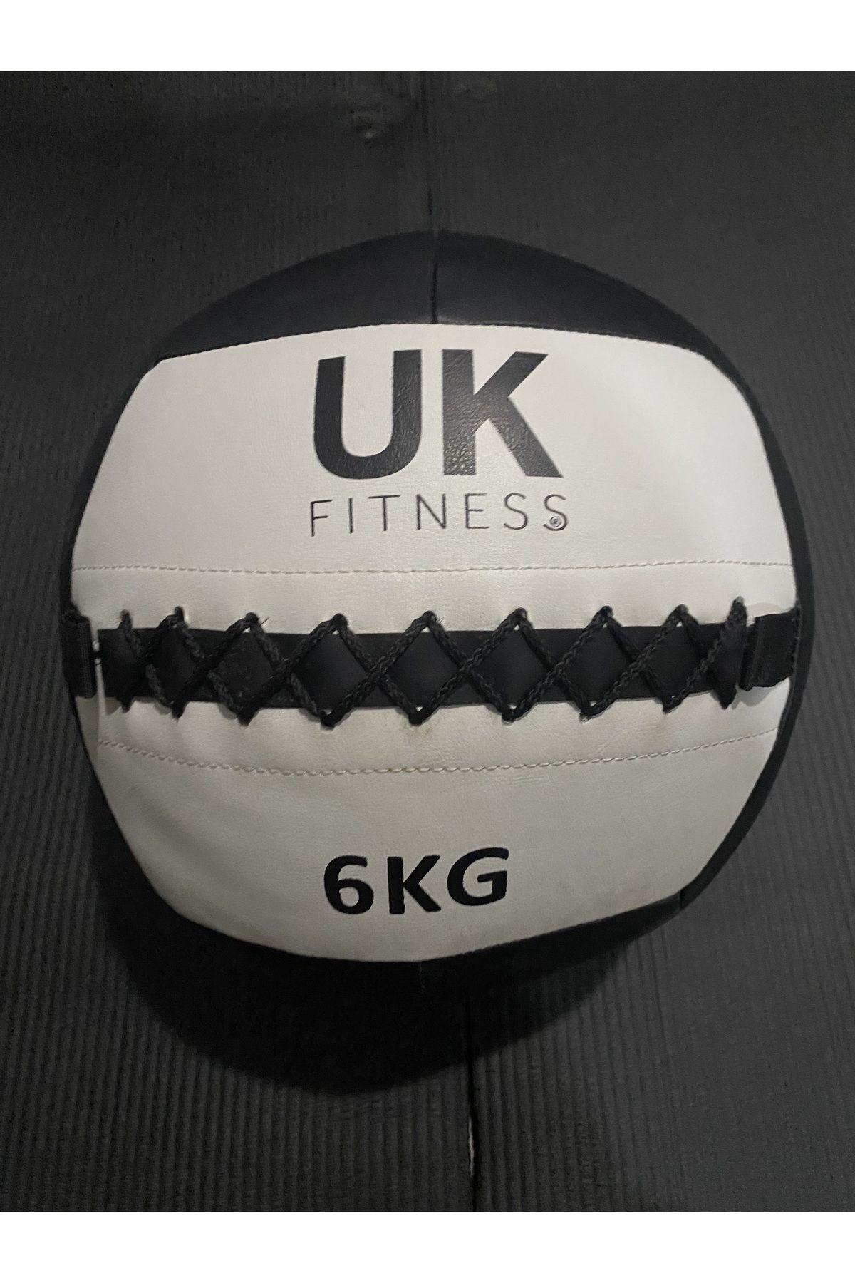 UK FİTNESS Uk Fitness Crossfit Gym Deri Sağlık Topu 6 Kg Pro.