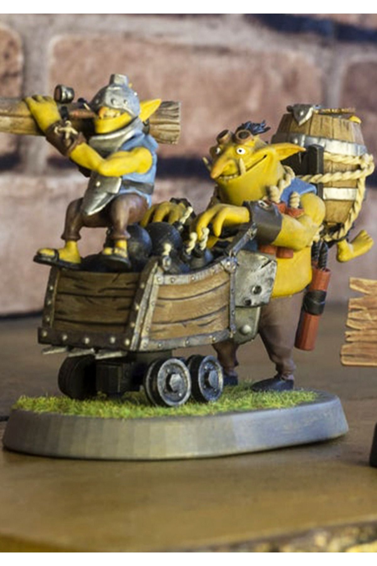 TuransoyCraft Dota 2 Techies Figür Dota 2 Teknisyenler Obje 25CM Büyük Boy
