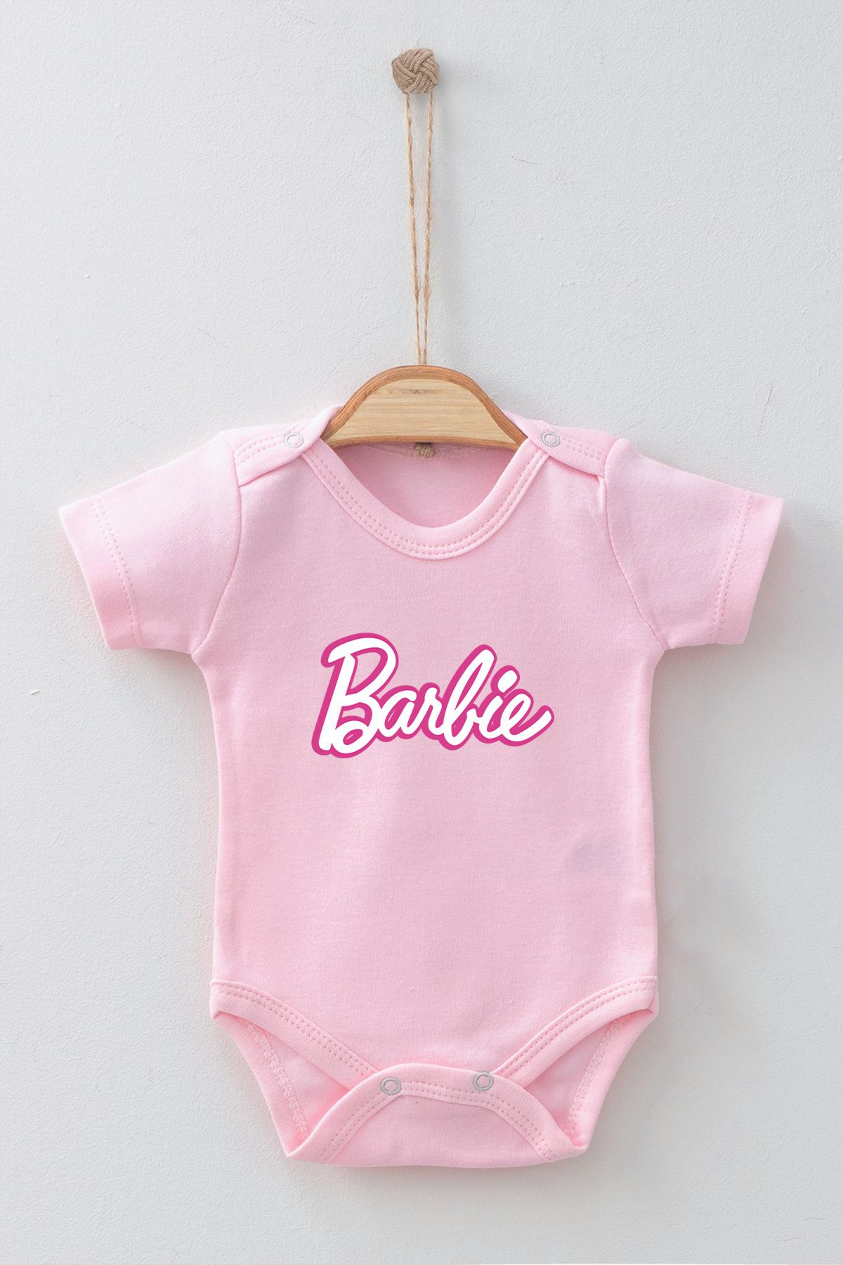 ADABEBEK %100 Pamuk Organik Barbie Baskılı Kısa Kollu Body Badi Bebek Zıbın