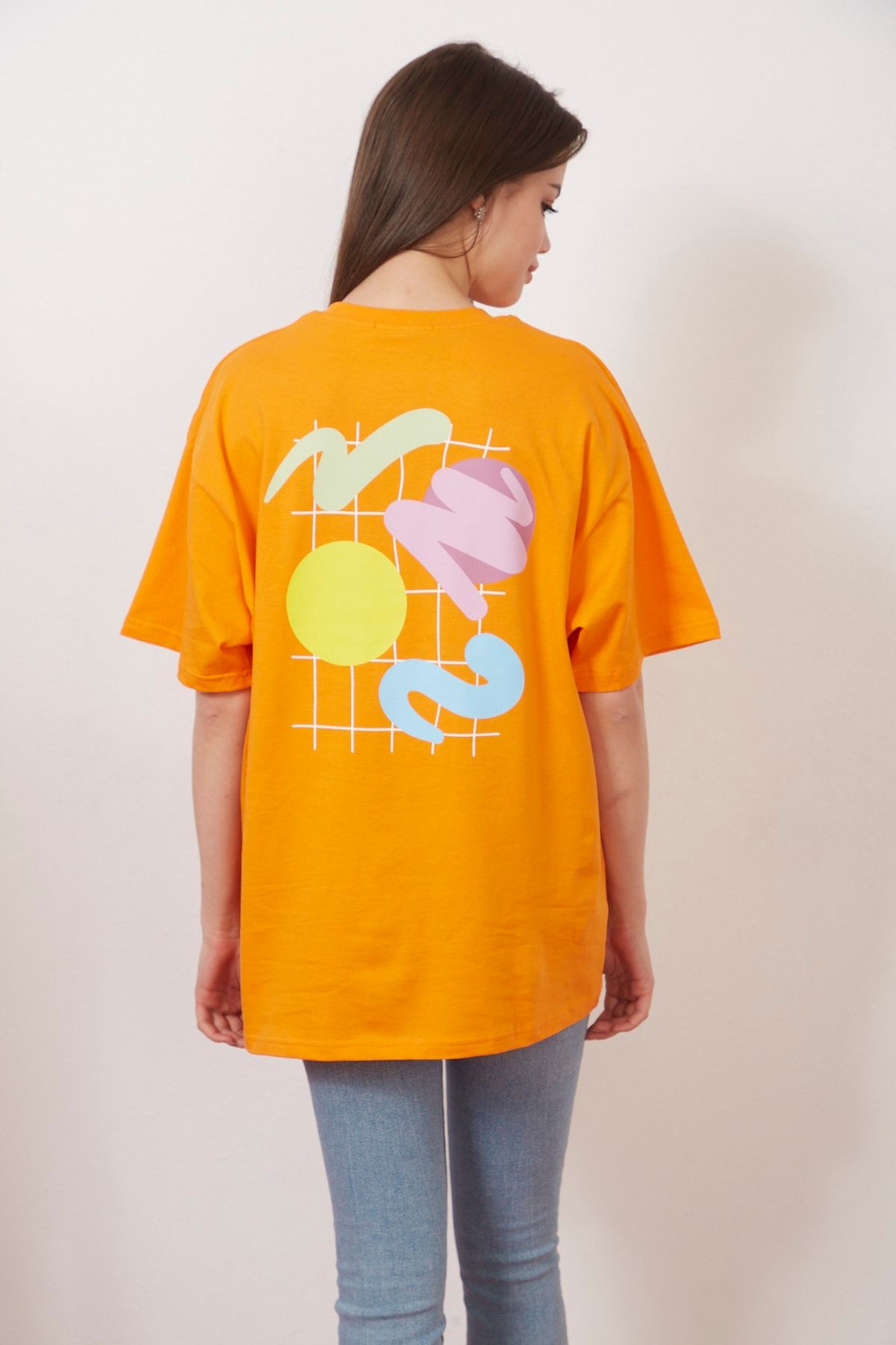 Eazy Co Eazy Turuncu Abstract Shapes Unisex Oversize Baskılı Kısa Kollu T-shirt