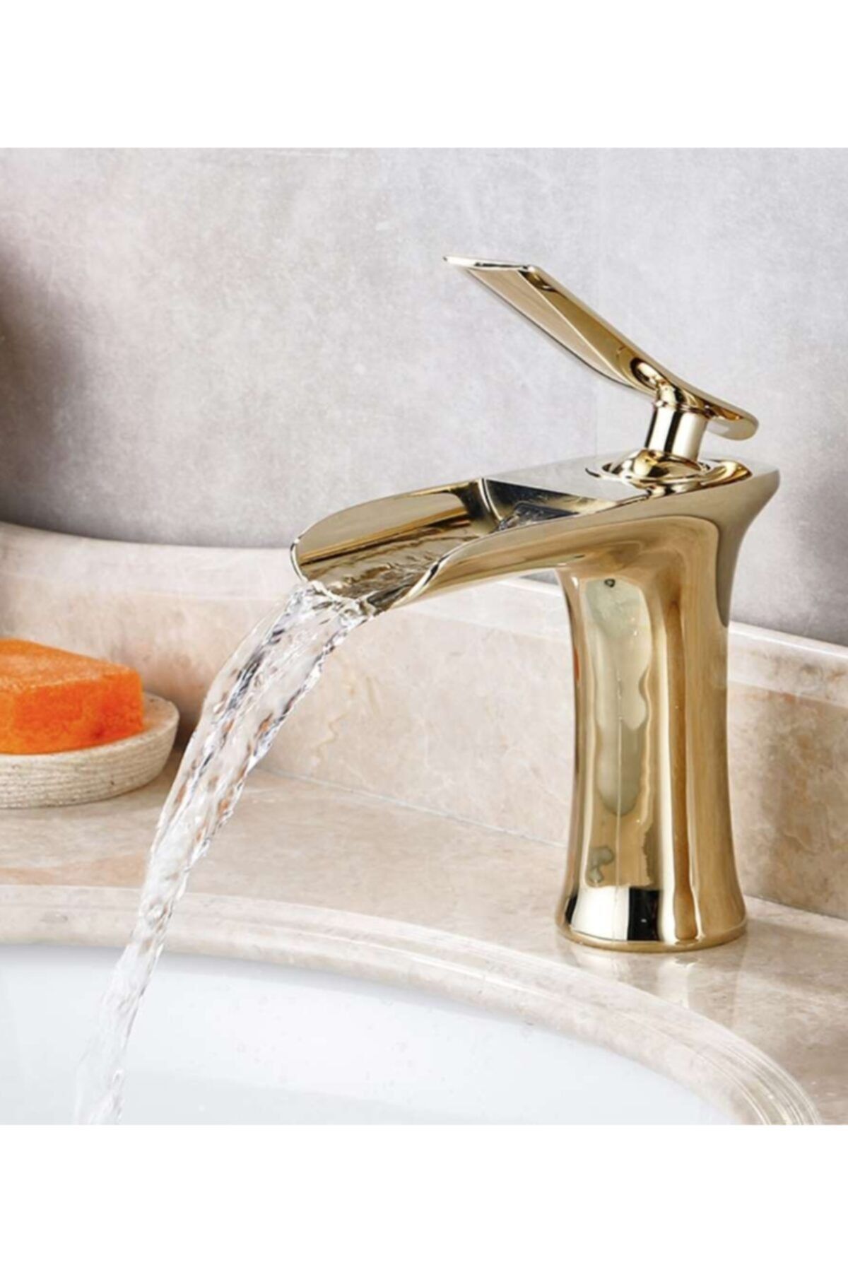 Prima Banyo Lavabo Batarya Şelale Model Gold