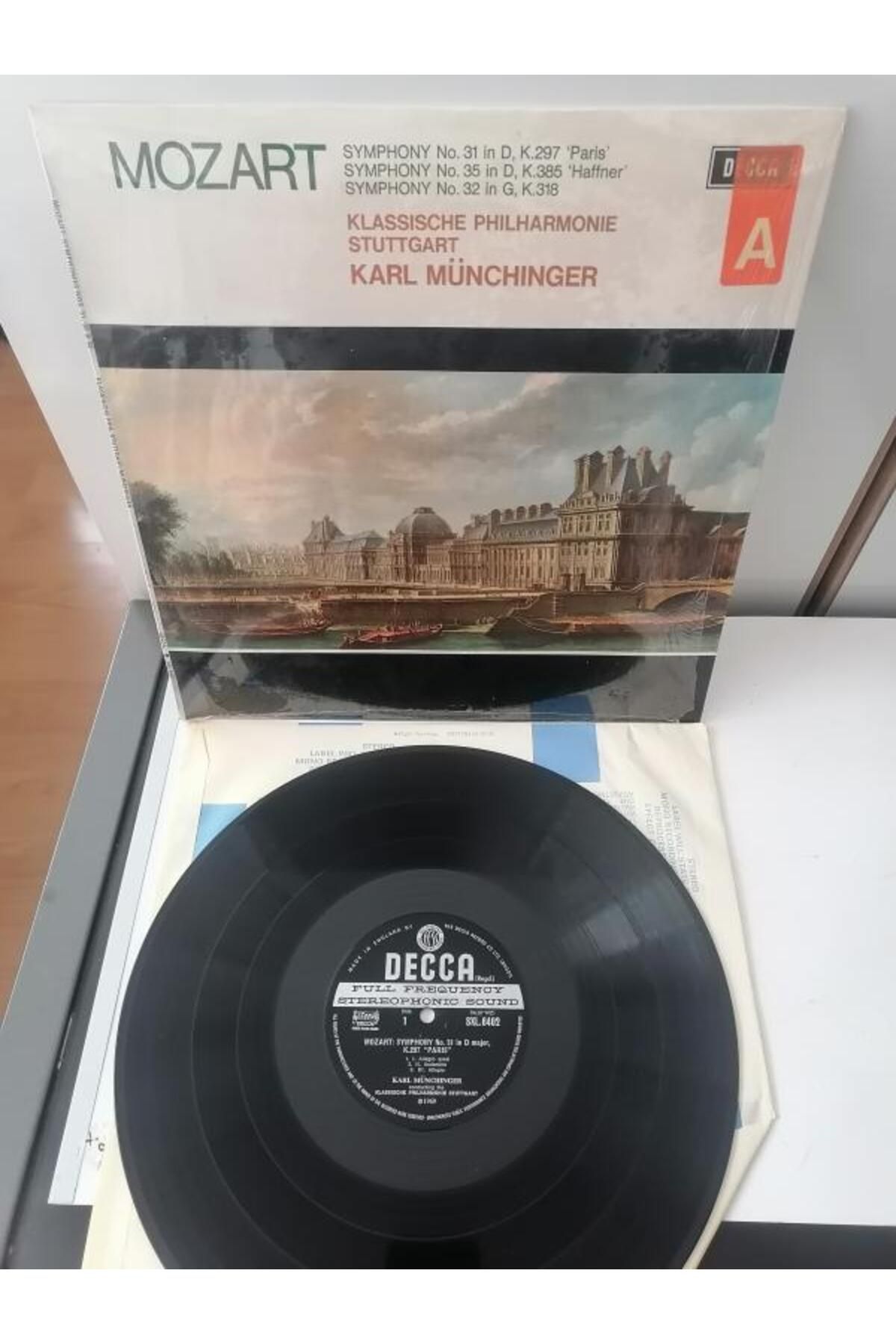 Plakperest MOZART -Stuttgart Filarmoni - 31 , 32 , 35. Senfoniler- 1969 İngiltere Basım LP 33 LÜK PLAK