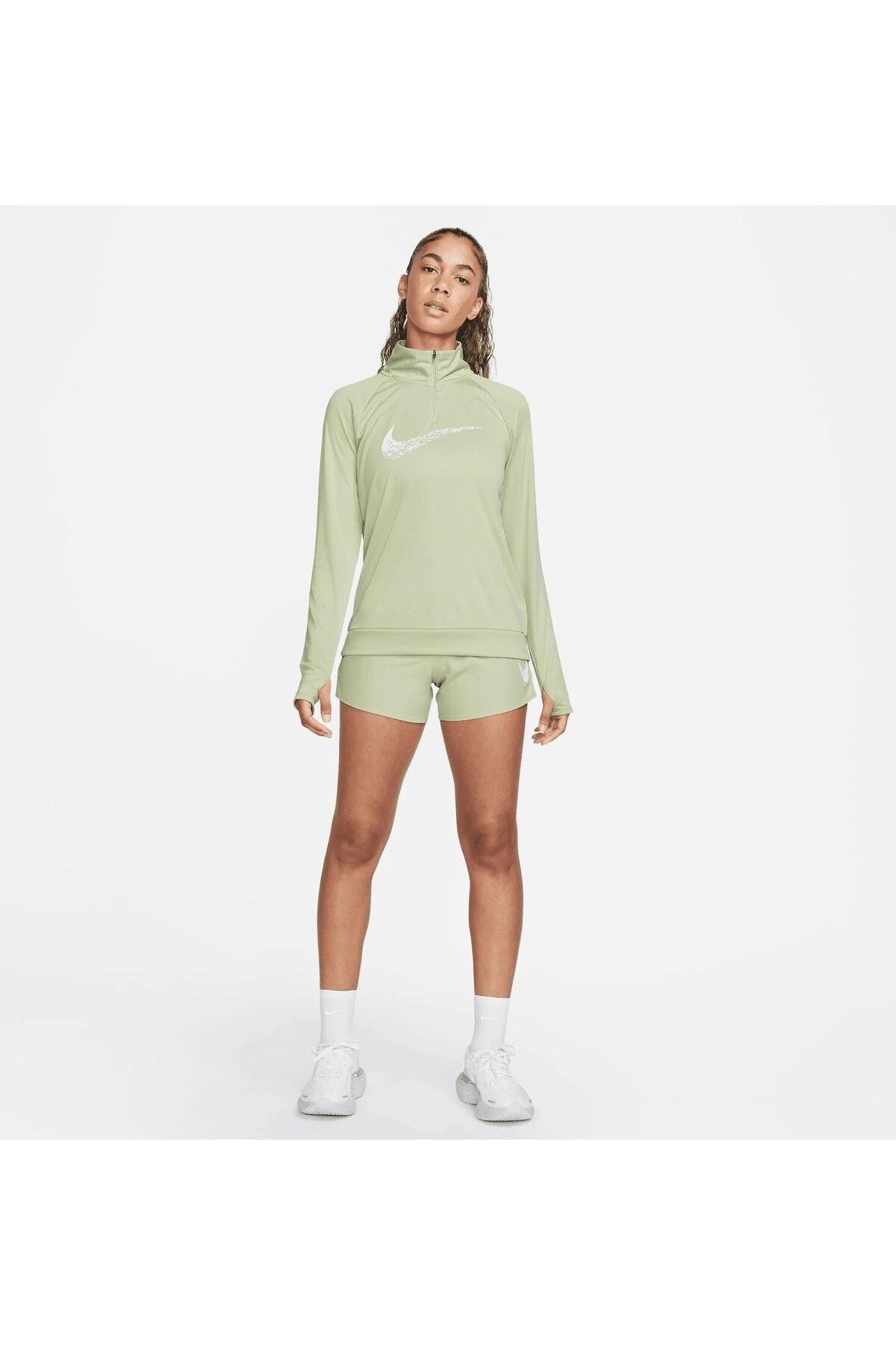 Nike Dri-FIT Swoosh Run Midlayer Kadın Yeşil Sweatshirt