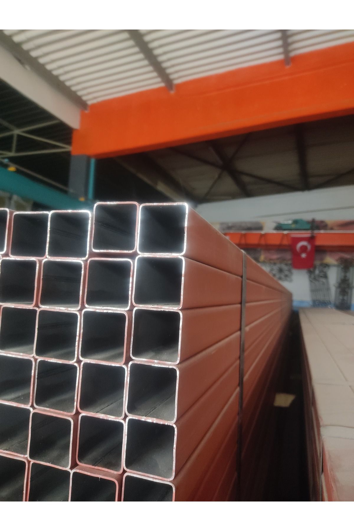 TOSÇELİK 40x40 1,5 mm Boyalı Demir Profil 3 Metre