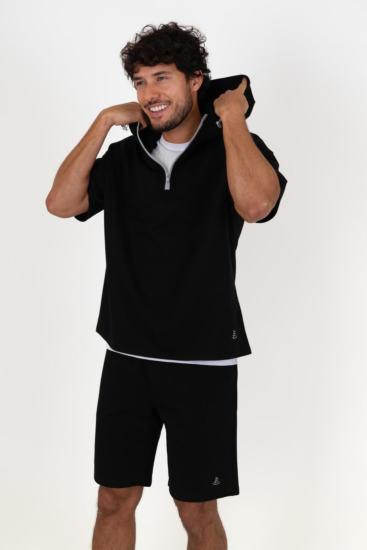 CHUBA Erkek Kapüşonlu Yarım Fermuarlı Kısa Kollu Rahat Kalıp Spor Sweatshirt Siyah 23s2024