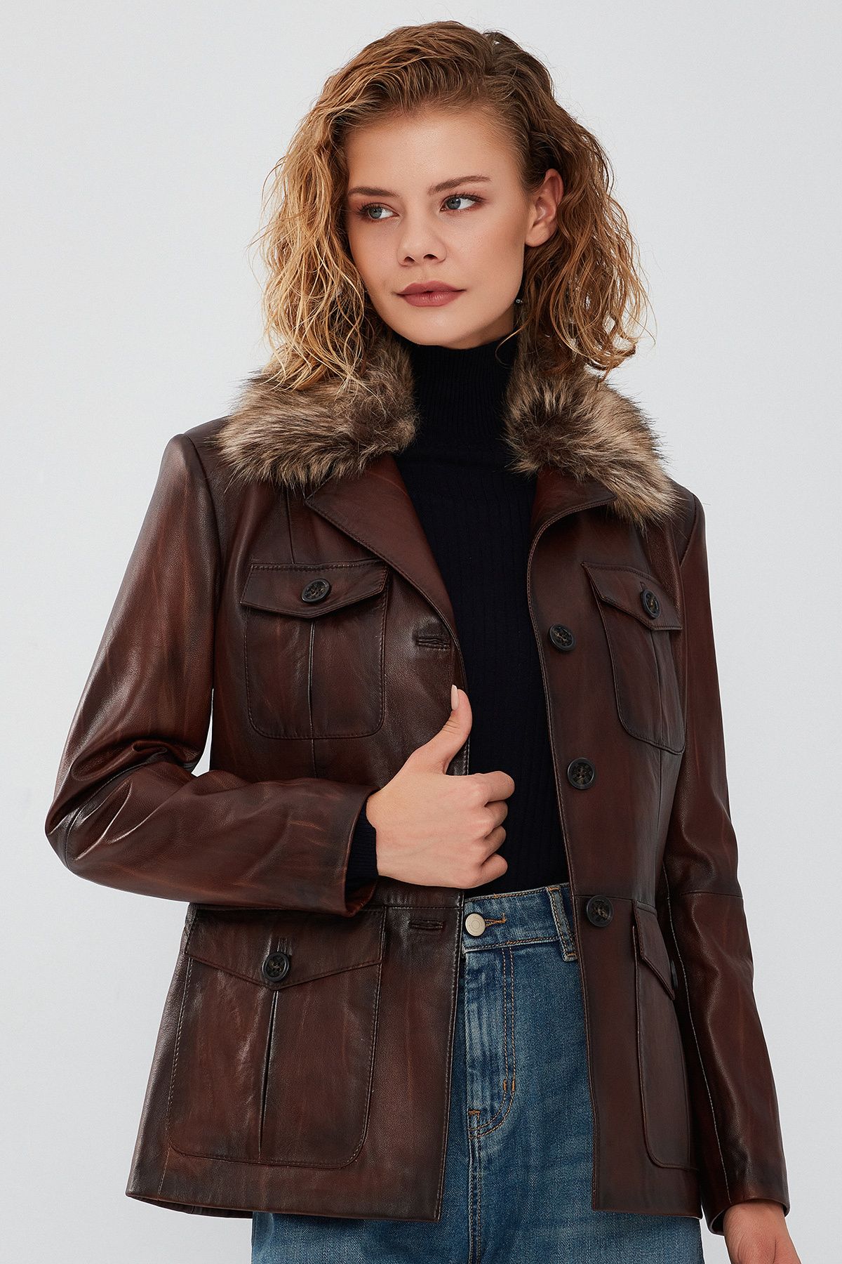 Derimod Anastasia Kadın Yakası Kürklü Blazer Deri Ceket