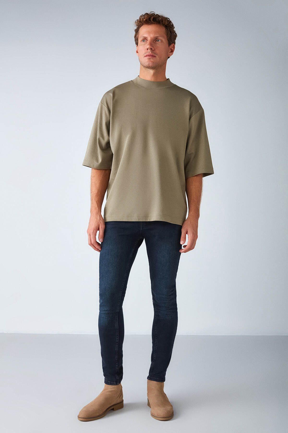 GRIMELANGE Ascolı Erkek Oversize Fit Özel Kalın Dokulu Kumaşlı Yüksek Yaka Haki T-shirt