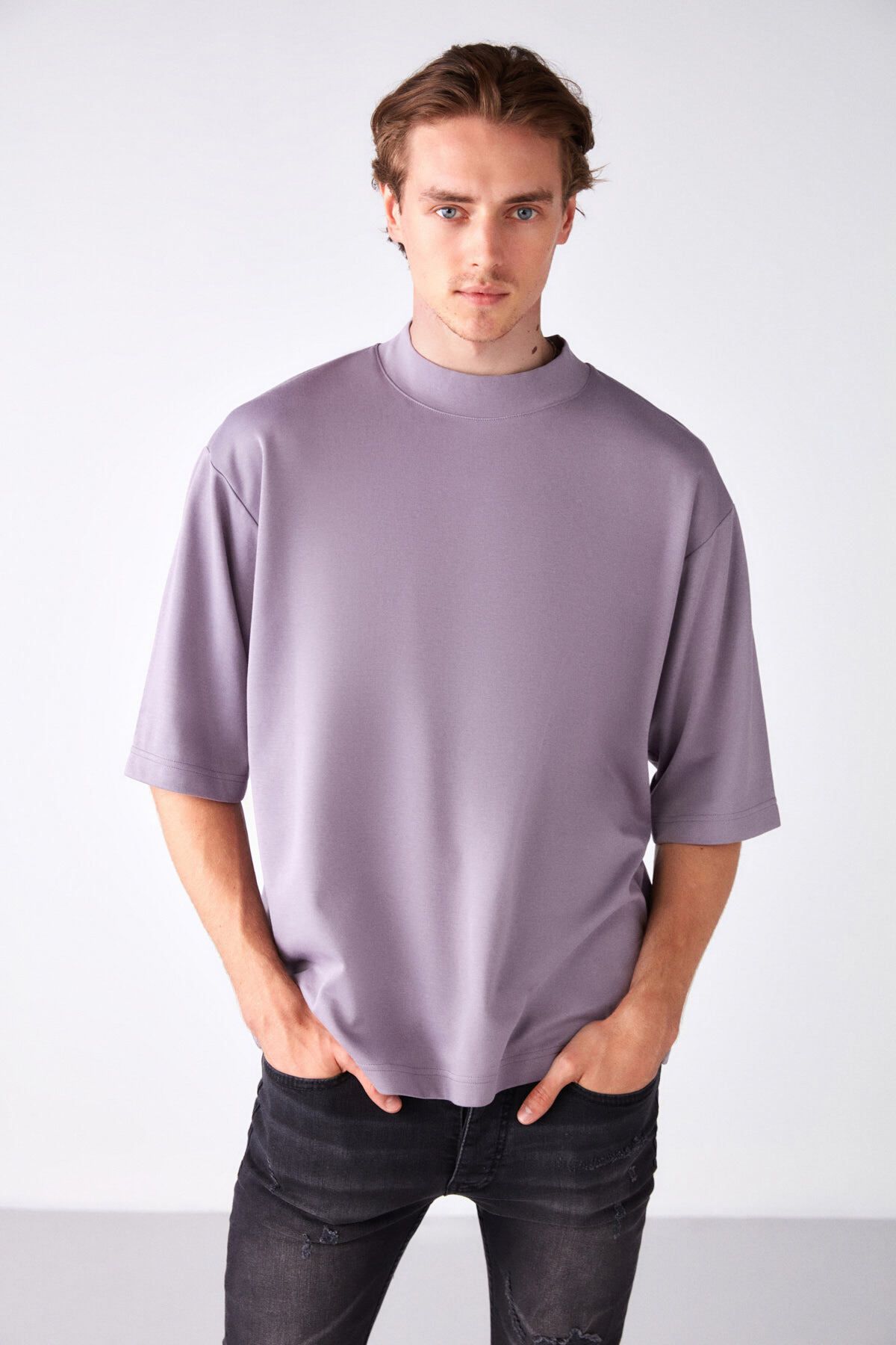 GRIMELANGE Ascolı Erkek Oversize Fit Özel Kalın Dokulu Kumaşlı Yüksek Yaka Lila T-shirt